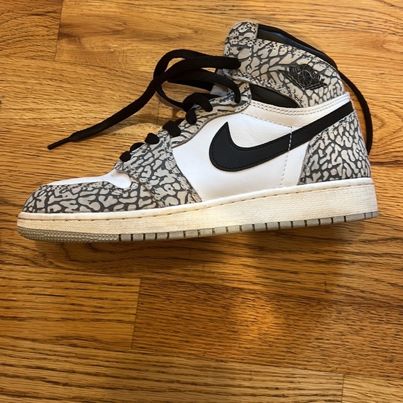 Nike Jordan 1 high OG white cement gs - Picture 6 of 9